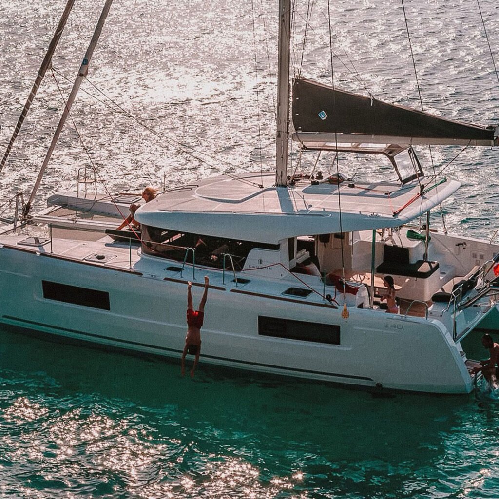 Catamaran-a-vela-2