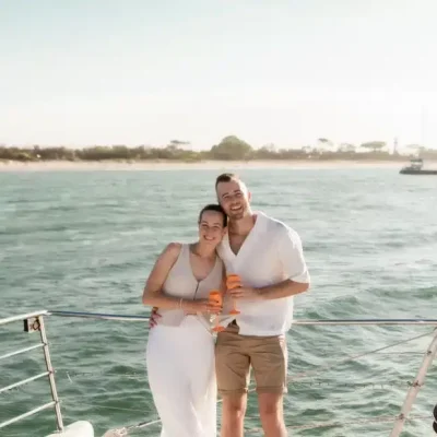 Set-Sail-Cruises-Proposal-Happy-Couple-off-Mooloolaba-Beach-1200x800
