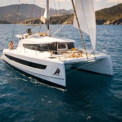 catamran-luxury-barcelona-bluemagiccat